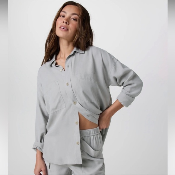 NWT Vuori Trestles Twill Button-Up Shirt Top size Large - Picture 2 of 16